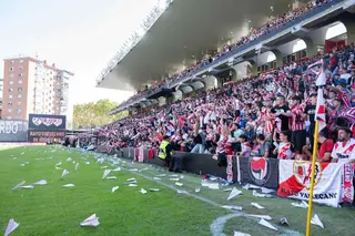 بسبب احتجاجات الجماهير.. إلغاء مباراة رايو فاليكانو وأتلتيك بلباو في الدوري الإسباني 10 أكتوبر 2026 04:15 م